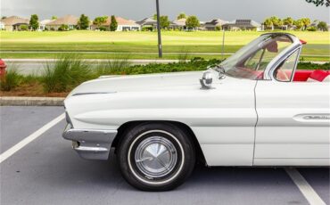 Pontiac-Catalina-1961-Shelltone-Ivory-Red-and-white-20