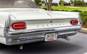Pontiac-Catalina-1961-Shelltone-Ivory-Red-and-white-27