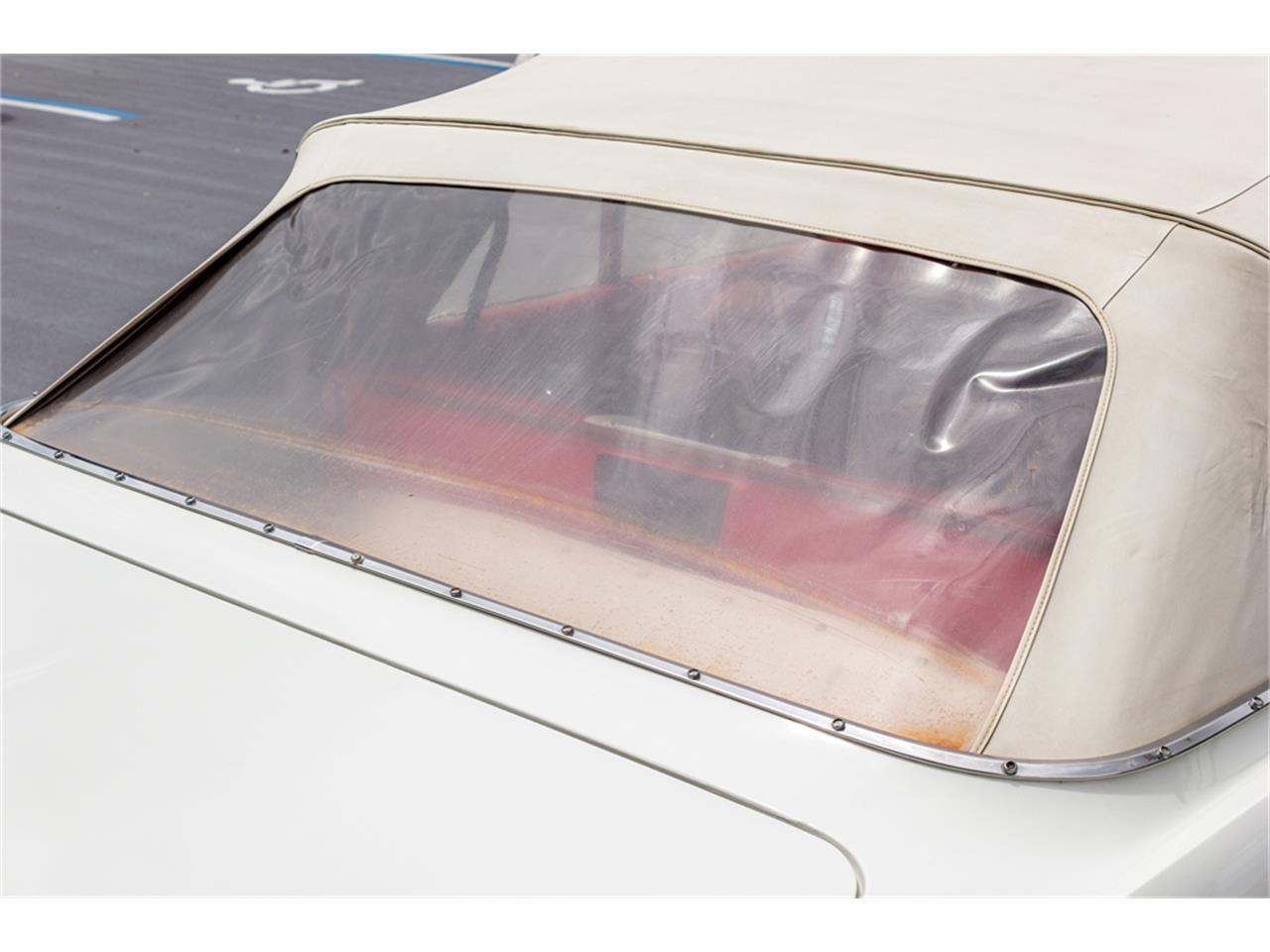 Pontiac-Catalina-1961-Shelltone-Ivory-Red-and-white-37