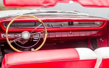 Pontiac-Catalina-1961-Shelltone-Ivory-Red-and-white-4