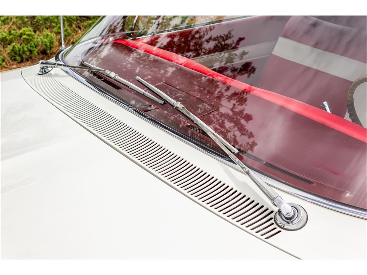 Pontiac-Catalina-1961-Shelltone-Ivory-Red-and-white-51