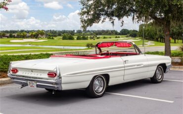 Pontiac-Catalina-1961-Shelltone-Ivory-Red-and-white-6