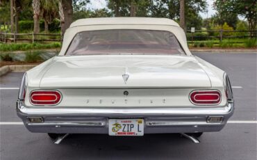 Pontiac-Catalina-1961-Shelltone-Ivory-Red-and-white-66
