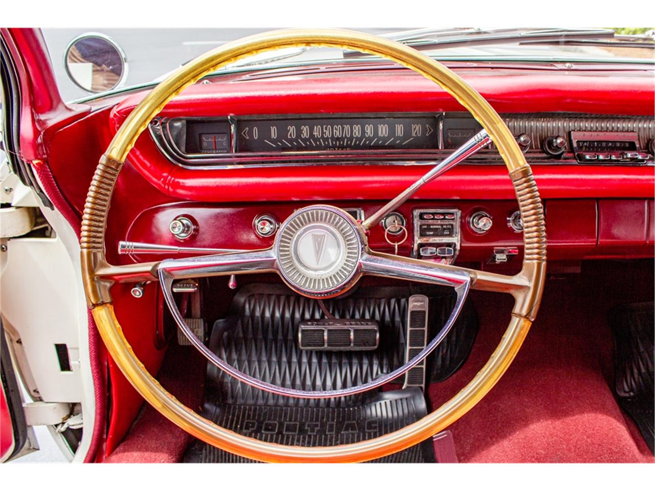 Pontiac-Catalina-1961-Shelltone-Ivory-Red-and-white-72
