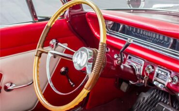 Pontiac-Catalina-1961-Shelltone-Ivory-Red-and-white-73