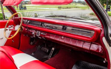 Pontiac-Catalina-1961-Shelltone-Ivory-Red-and-white-74