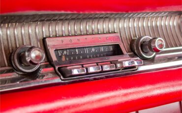 Pontiac-Catalina-1961-Shelltone-Ivory-Red-and-white-88