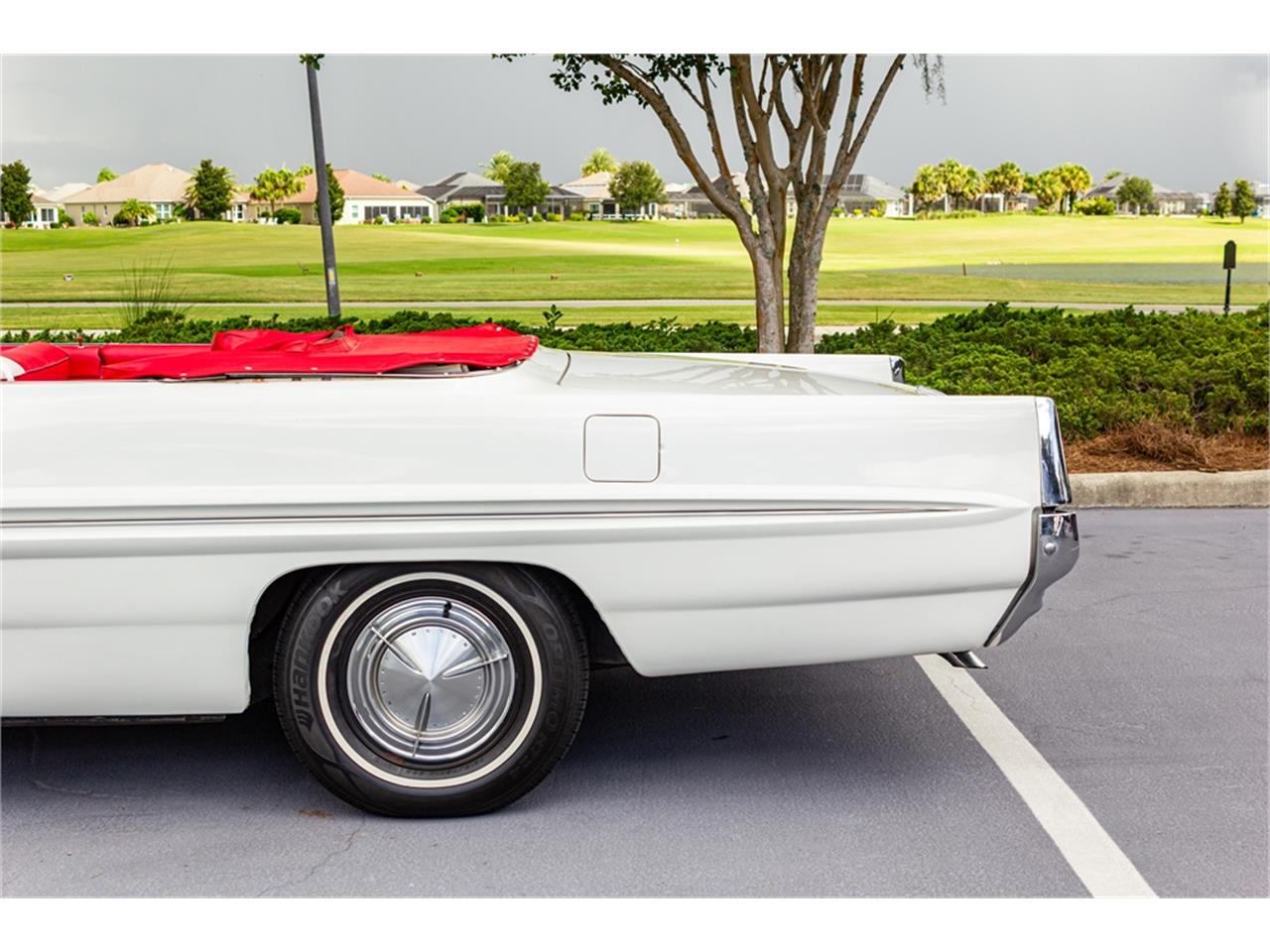 Pontiac-Catalina-1961-Shelltone-Ivory-Red-and-white-95