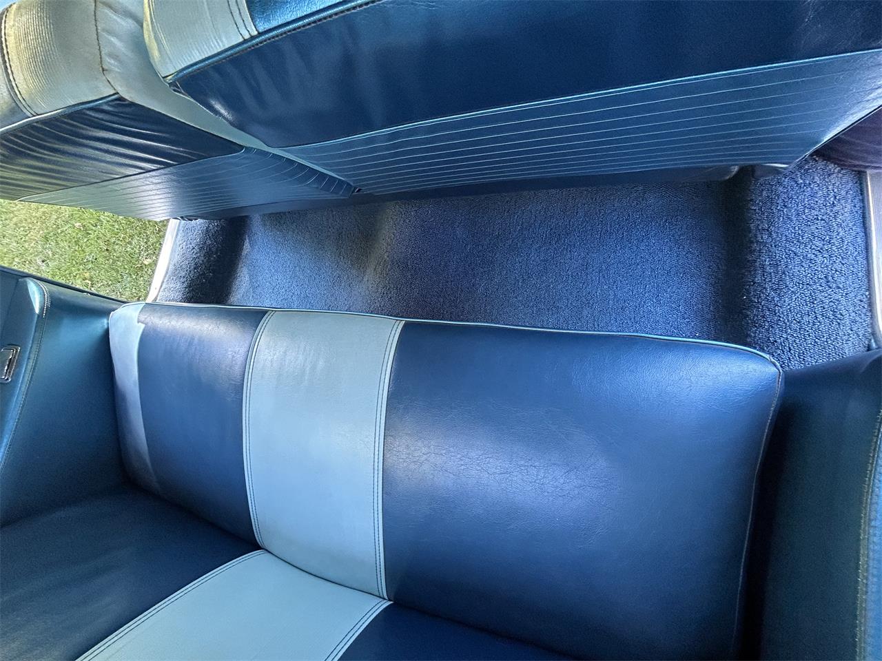 Pontiac-Catalina-1961-Tradewind-Blue-Blue-11