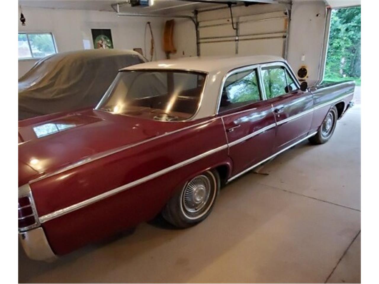 Pontiac-Catalina-1963-Burgundy-and-White-Burgundy-1