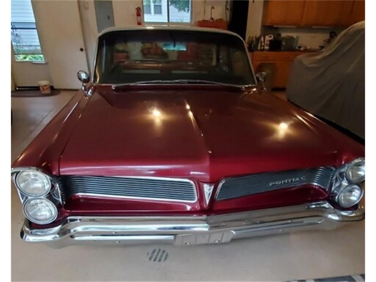 Pontiac-Catalina-1963-Burgundy-and-White-Burgundy-3