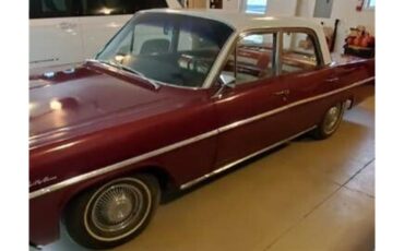 Pontiac-Catalina-1963-Burgundy-and-White-Burgundy