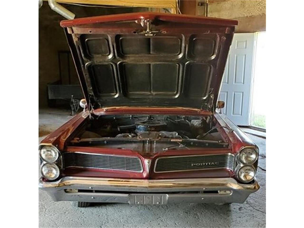 Pontiac-Catalina-1963-Burgundy-and-White-Burgundy-4