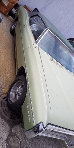 Pontiac-Catalina-1969-Green-10
