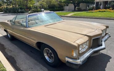Pontiac-Catalina-1972-3