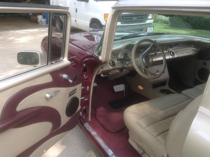 Pontiac-Chieftain-1955-6