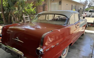 Pontiac-Chieftain-1956-Red-and-white-Black-and-red-4