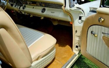 Pontiac-Chieftain-1958-1