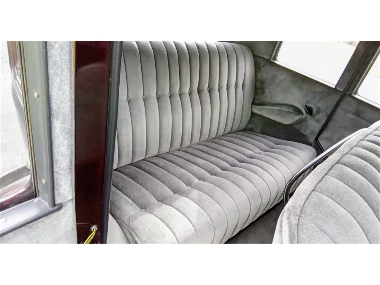 Pontiac-Custom-1932-Candy-App-Brandywine-Gray-88