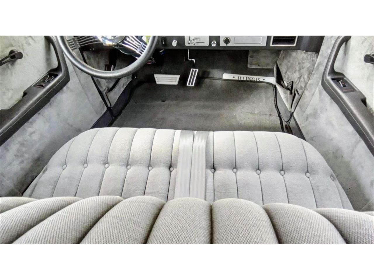 Pontiac-Custom-1932-Candy-App-Brandywine-Gray-90