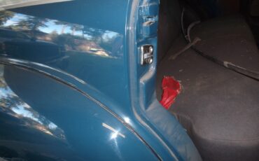 Pontiac-Deluxe-Series-Silver-Streak-1948-Fastback-18