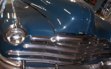 Pontiac-Deluxe-Series-Silver-Streak-1948-Fastback-2
