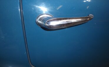 Pontiac-Deluxe-Series-Silver-Streak-1948-Fastback-4