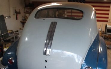 Pontiac-Deluxe-Series-Silver-Streak-1948-Fastback-5