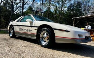 Pontiac-Fiero-1984-White