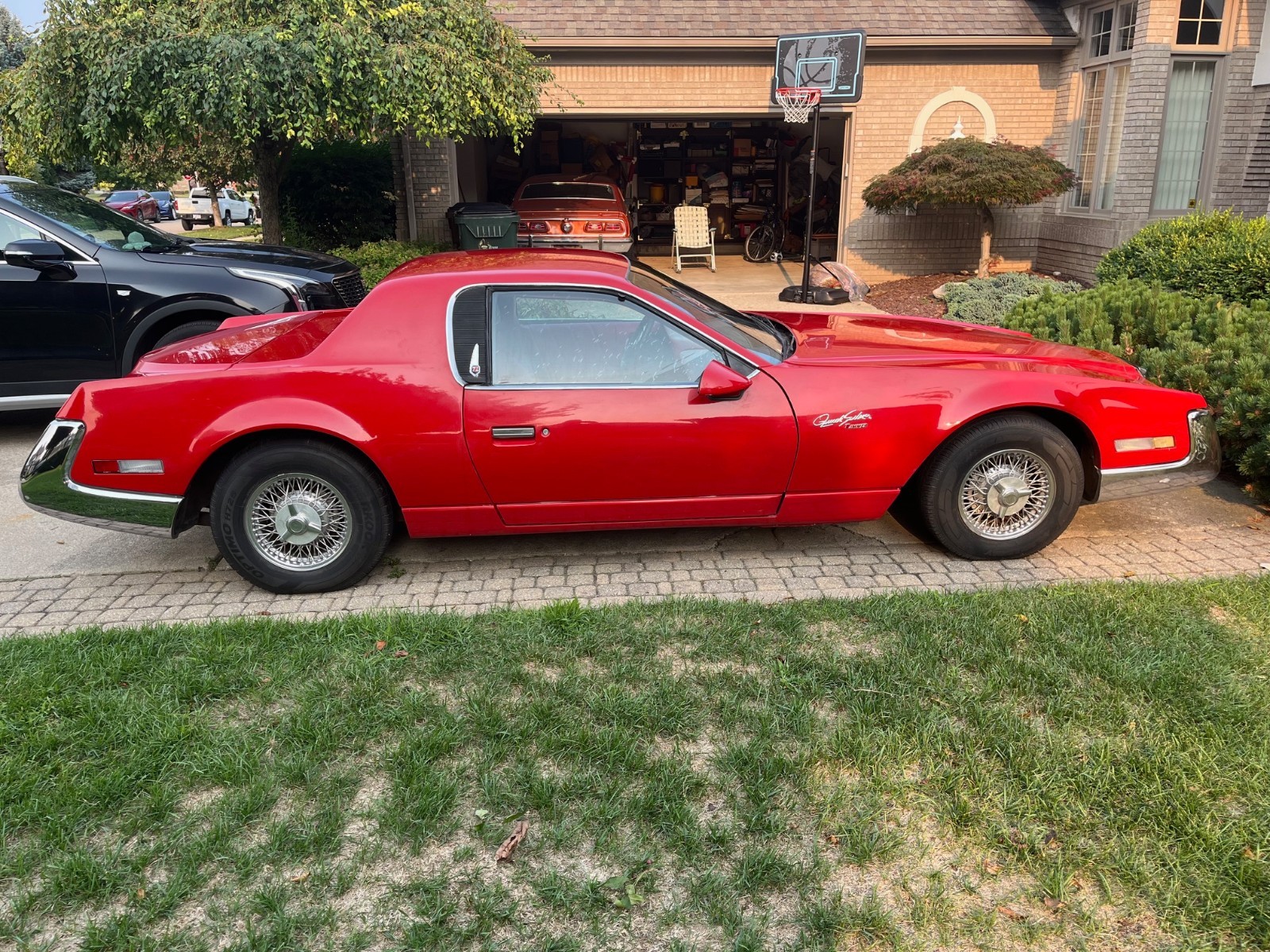 Pontiac-Fiero-1986-Coupe-1