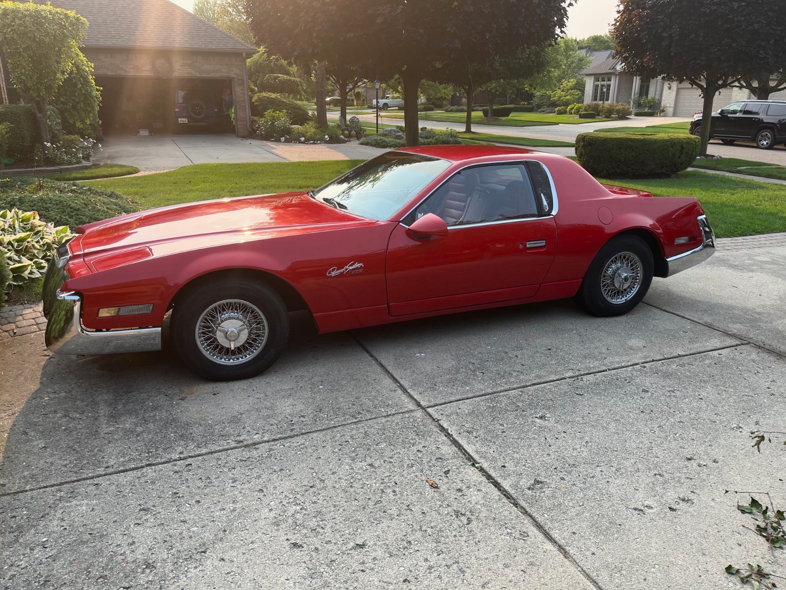 Pontiac-Fiero-1986-Coupe