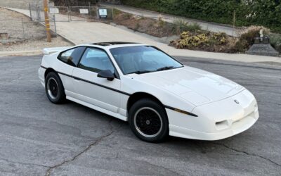 Pontiac Fiero 1988 Coupe