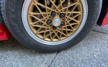 Pontiac-Fiero-1988-Coupe-7
