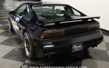 Pontiac-Fiero-1988-Coupe-7