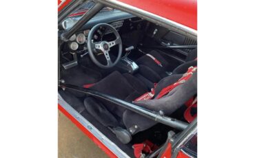 Pontiac-Firebird-1967-Red-Black-11