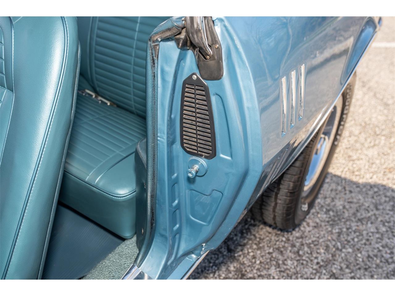Pontiac-Firebird-1968-Blue-with-black-top-Blue-55
