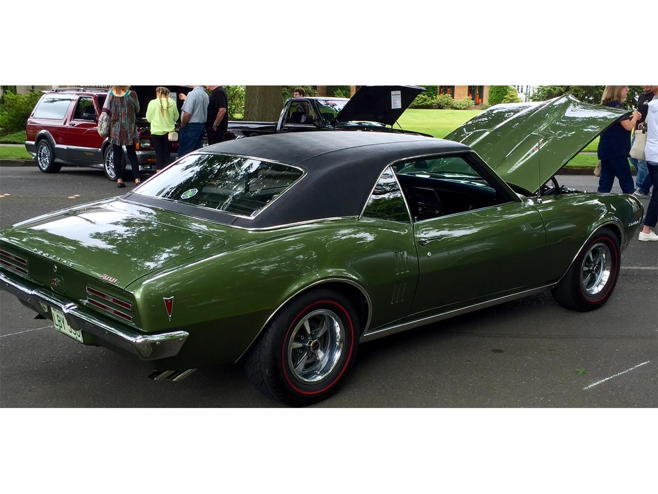 Pontiac-Firebird-1968-Greenblack-Black-4
