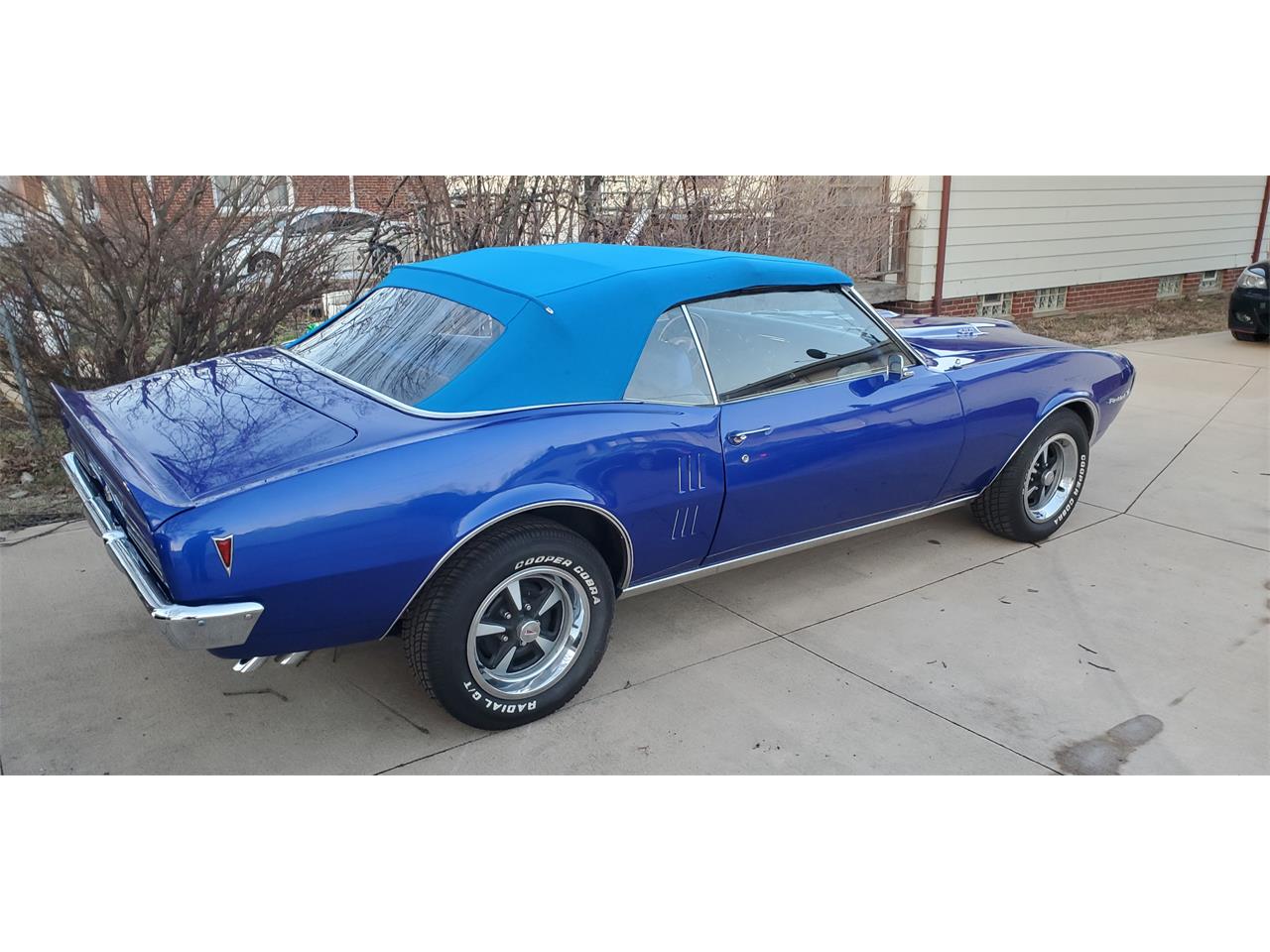 Pontiac-Firebird-1968-Laser-Blue-metallic-Blue-2