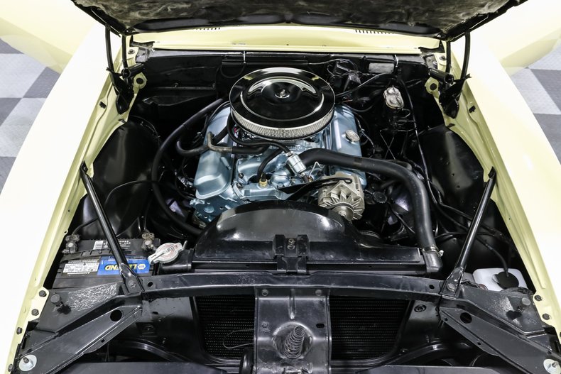 Pontiac-Firebird-1968-Yellow-BLACK-14