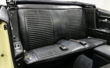 Pontiac-Firebird-1968-Yellow-BLACK-26