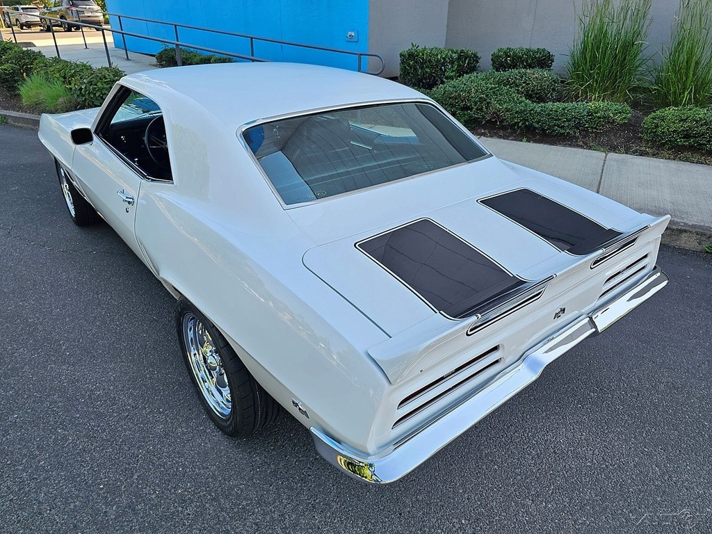Pontiac-Firebird-1969-Coupe-5