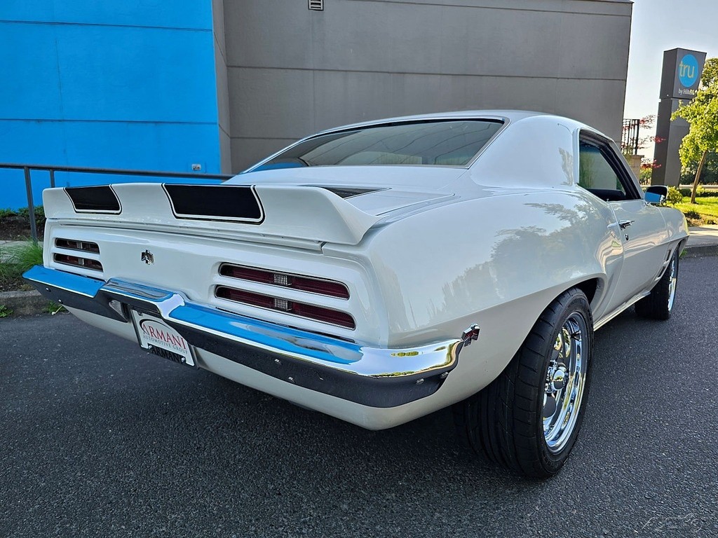 Pontiac-Firebird-1969-Coupe-9