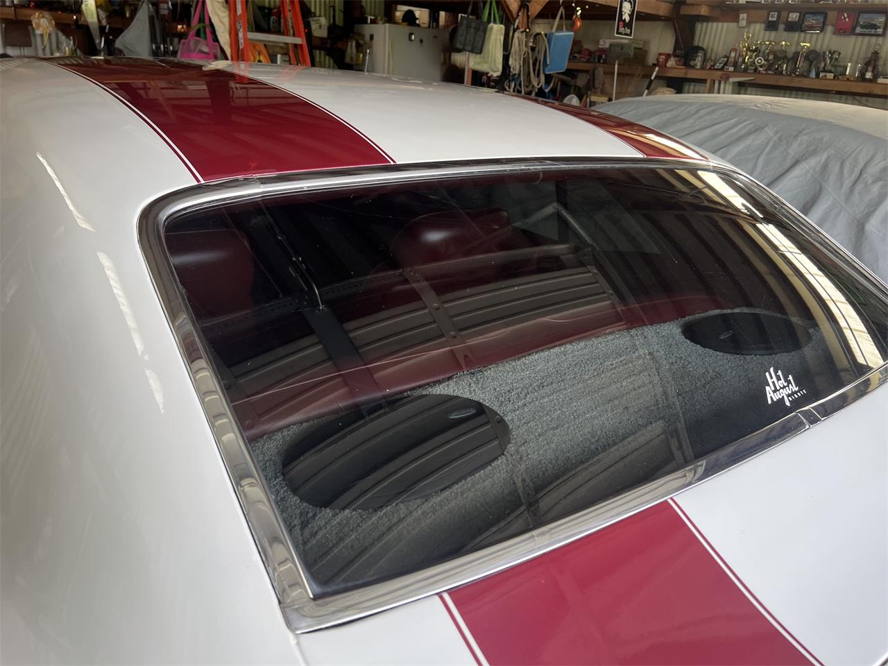 Pontiac-Firebird-1969-Pearl-White-burguney-Red-16