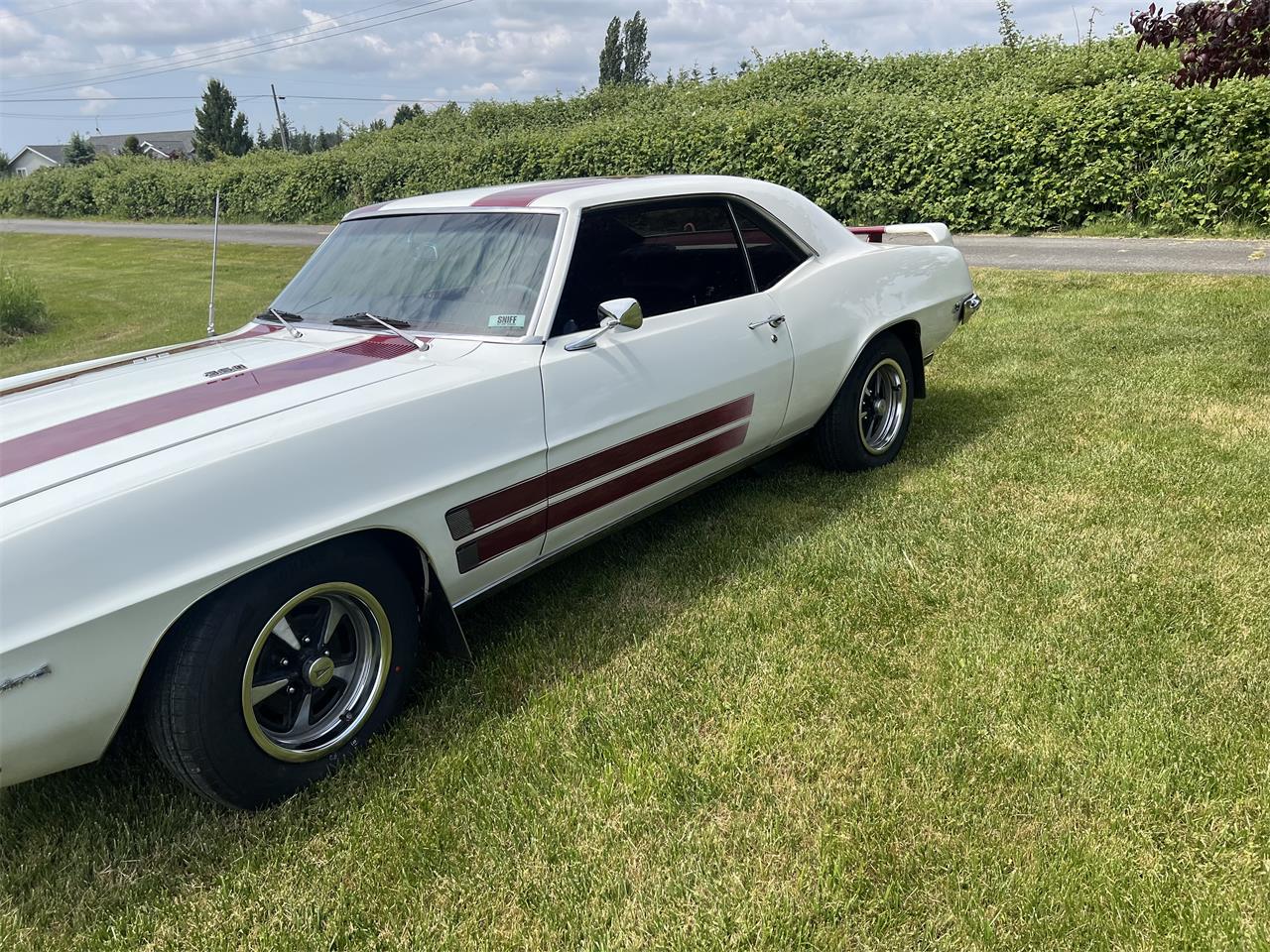 Pontiac-Firebird-1969-Pearl-White-burguney-Red-20