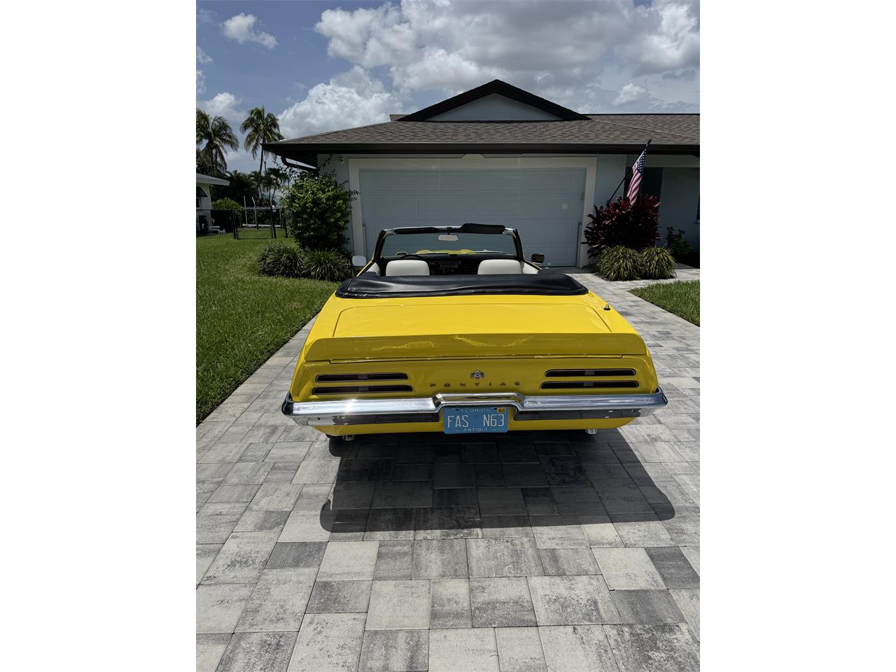 Pontiac-Firebird-1969-Yellow-White-1