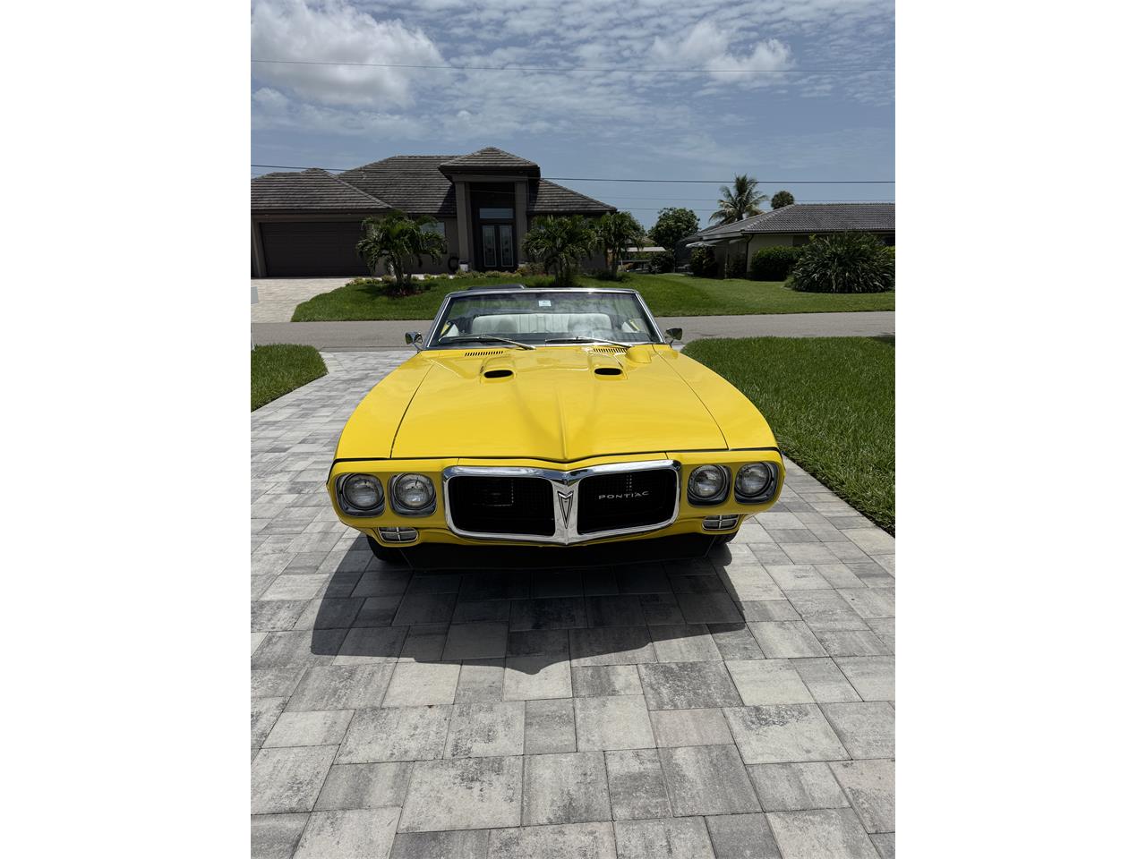 Pontiac-Firebird-1969-Yellow-White-3
