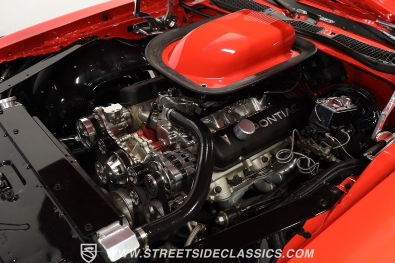 Pontiac-Firebird-1974-Buccaneer-Red-Black-15