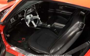 Pontiac-Firebird-1974-Buccaneer-Red-Black-2