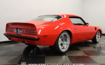 Pontiac-Firebird-1974-Buccaneer-Red-Black-29