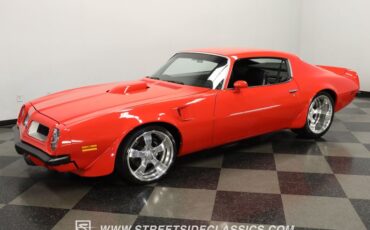 Pontiac-Firebird-1974-Buccaneer-Red-Black-3